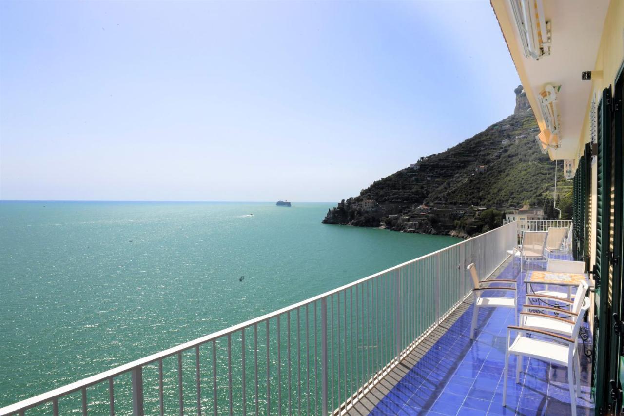 Nel Blu Dipinto Di Blu Villa Ravello Luaran gambar